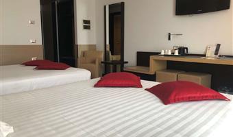 2 queen size beds, comfort room, 30 sqm, non-smoking room, soundproofing, wi-fi, free garage