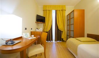 1 single bed, standard room, 10 sqm, sky channels, wi-fi, kettle for tea and coffee, non-smoking rooms