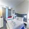 hotel in rome f 98296 hp