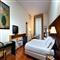hotel in turin d 98103 hp