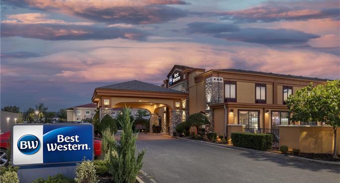 Außenansicht des Best Western Aspen Hotel - Fort Smith - 04117