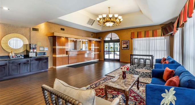 Halle des Best Western Plus South Bay Hotel in Lawndale - 05336