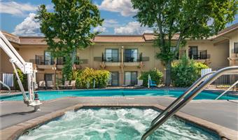 Pool des Best Western Plus Sonora Oaks Hotel & Conference Center - Sonora - 05408