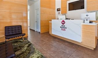 Halle des Best Western Plus Glendale in Los Angeles - 05518