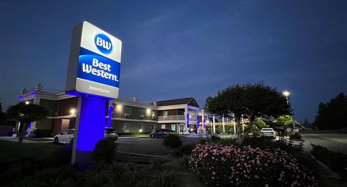 Außenansicht des Best Western Americana - Dinuba - 05562