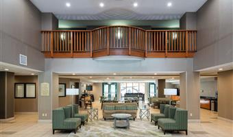 Halle des Best Western Inn & Suites San Mateo - San Francisco Airport in San Mateo - 05669