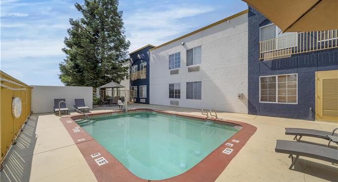 Pool des Best Western Plus Twin View Inn & Suites - Redding - 05683