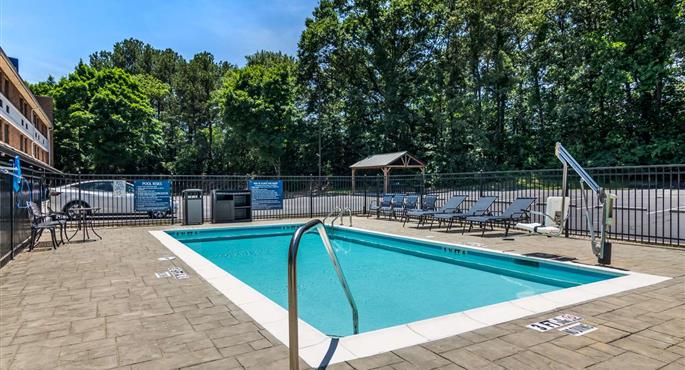 Pool des Best Western Atlanta-Marietta Ballpark Hotel - Marietta - 11230