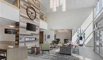 Halle des Best Western Plus Peppertree Nampa Civic Center Inn in Nampa - 13061