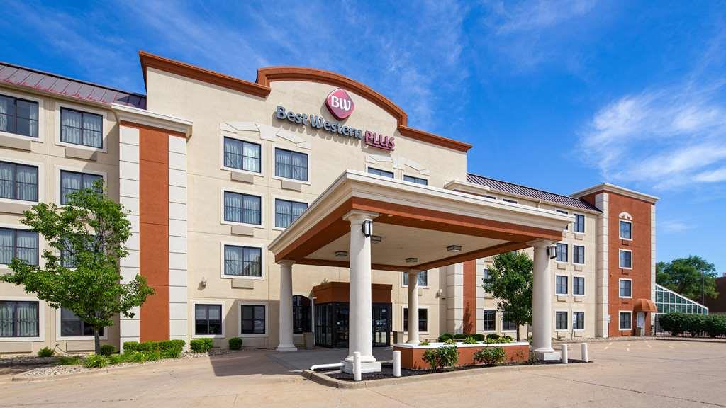 Hotel In East Peoria - BW Plus Peoria - East Peoria