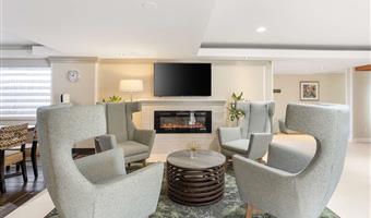 Halle des Best Western Glenview -Chicagoland Inn and Suites in Glenview - 14232