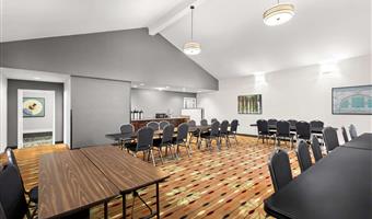 Tagungsräume des Best Western Luxbury Inn Fort Wayne - Fort Wayne - 15061