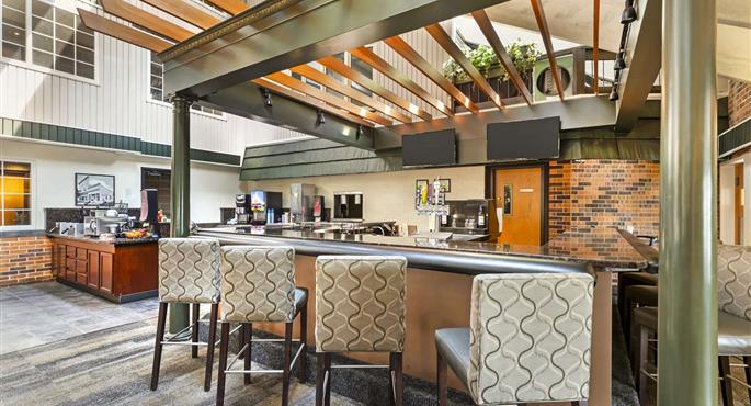 Ausstattung des Best Western Plus Longbranch Hotel & Convention Center - Cedar Rapids - 16071