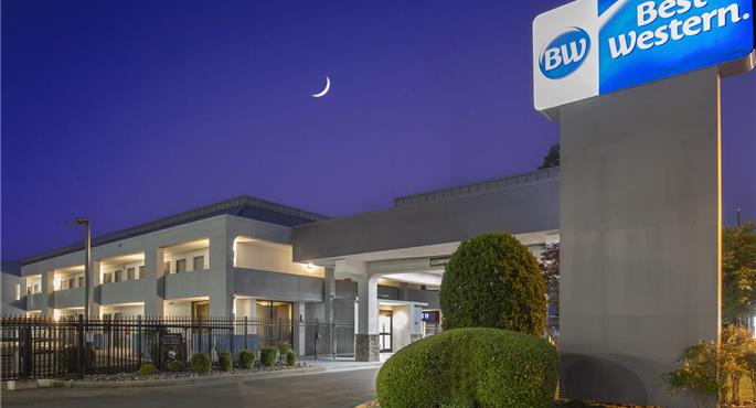 Außenansicht des Best Western Salisbury Plaza - Salisbury - 21041