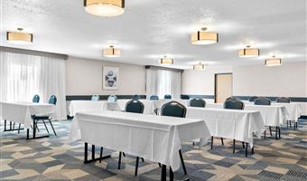 Tagungsräume des Best Western Plus Flint Airport Inn & Suites - Flint - 23170