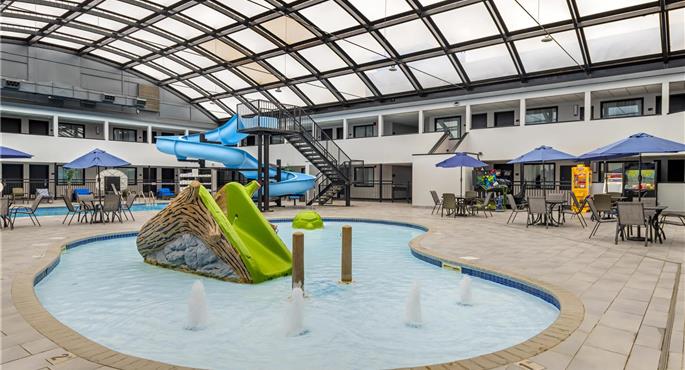 Pool des Best Western Rochester Hotel Mayo Clinic Area/St.Mary's - Rochester - 24148