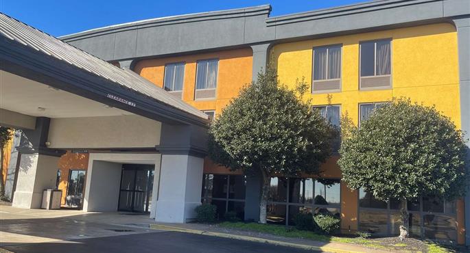 Außenansicht des SureStay by Best Western Robinsonville Tunica Resorts - Robinsonville - 25079