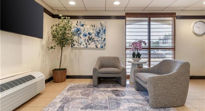 Halle des SureStay by Best Western East Brunswick in East Brunswick - 31064