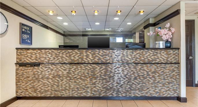 hotel in east brunswick 31064 f