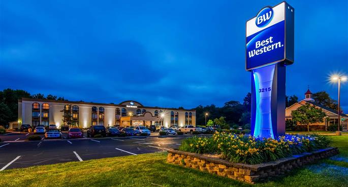 Außenansicht des Best Western Hazlet Inn - Hazlet - 31066