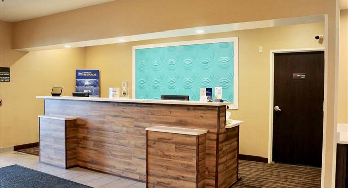 Halle des Best Western Fostoria Inn & Suites in Fostoria - 36141