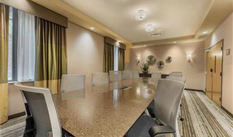 Tagungsräume des Best Western Plus Franciscan Square Inn and Suites Steubenville - Steubenville - 36171