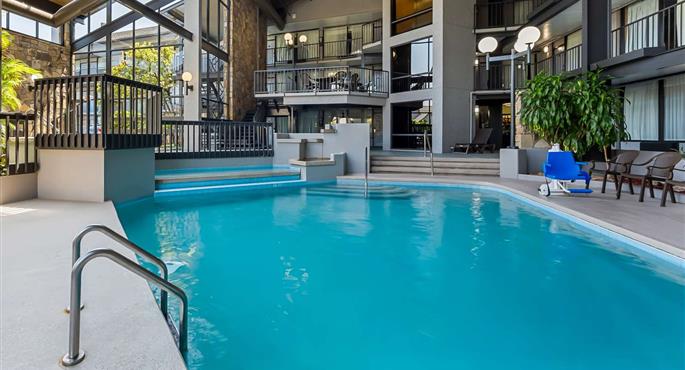 Pool des Best Western Toni Inn - Pigeon Forge - 43047