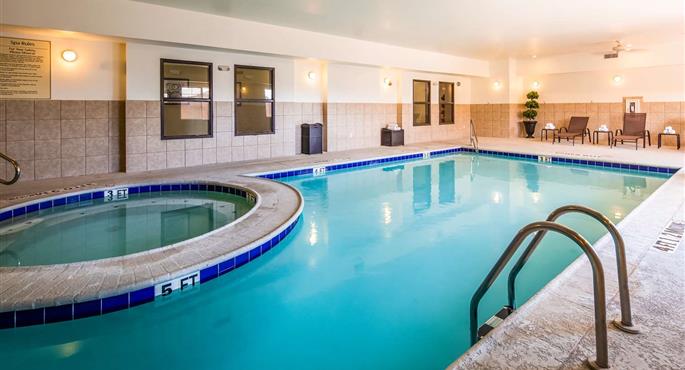 Pool des Best Western Plus Seminole Hotel & Suites - Seminole - 44693