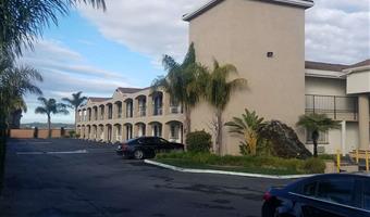 hotel in hollister 52067 f