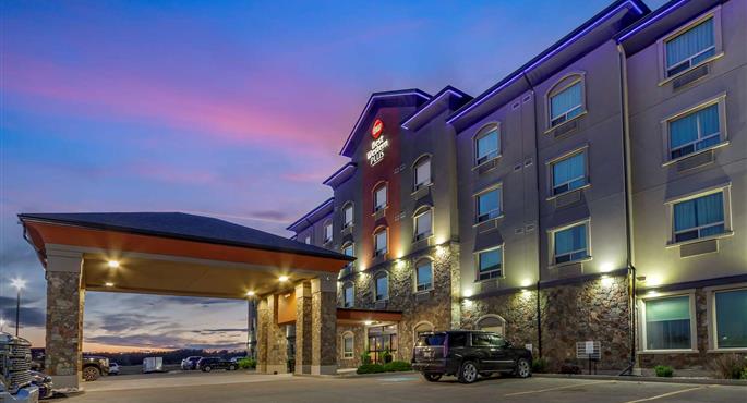 hotel in drayton valley 61096 f