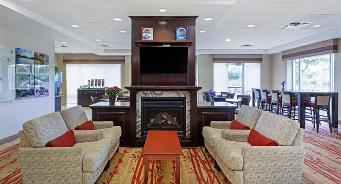 Halle des Best Western Plus Muskoka Inn in Huntsville - 66098