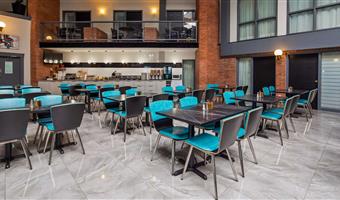 Restaurant des Best Western Laval-Montreal - Laval - 67026