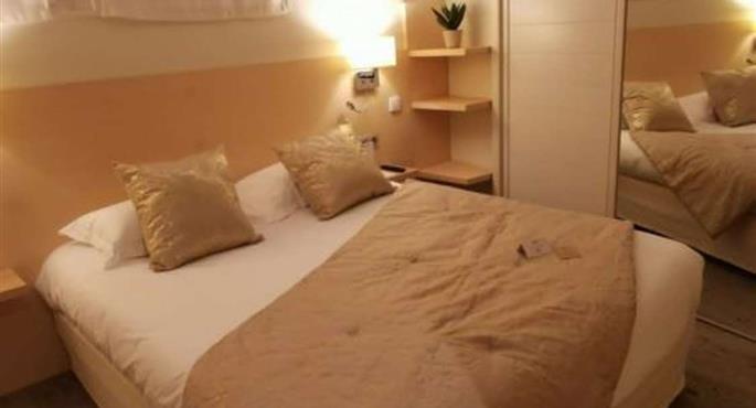 Zimmer des Best Western Grand Hotel De Bordeaux - Aurillac - 93013