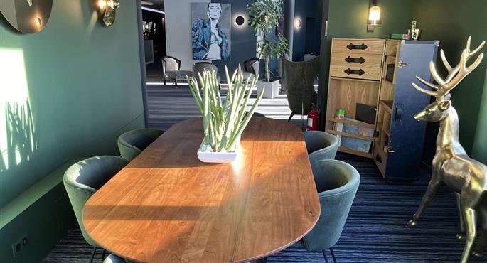 Halle des Best Western Plus La Fayette Hotel et SPA in Epinal - 93293