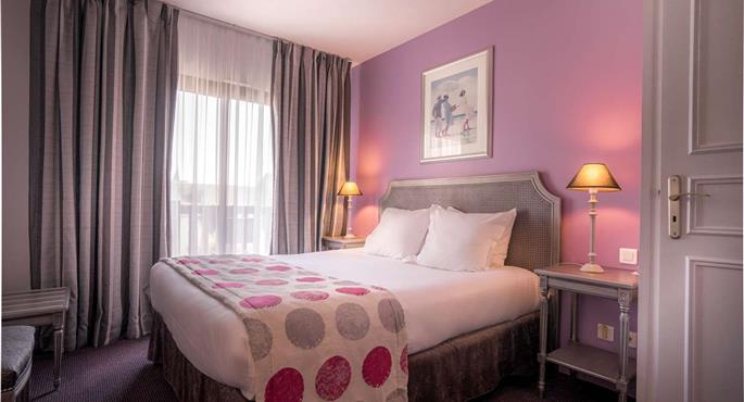 hotel in trouville 93462 f