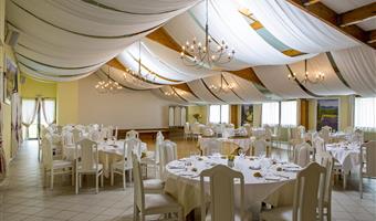 Tagungsräume des Best Western Le Relais de Laguiole Hotel & Spa - Laguiole - 93486