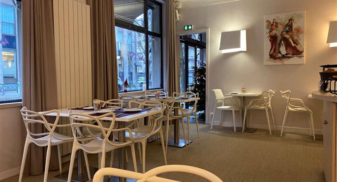 Restaurant des Hotel Le Sevigne, Sure Hotel Collection by Best Western - Rennes - 93971