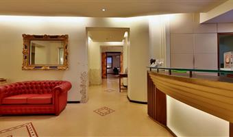 Halle des Best Western Hotel Metropoli in Genua - 98125