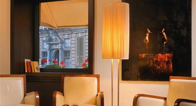 Halle des Best Western Hotel Metropoli in Genua - 98125