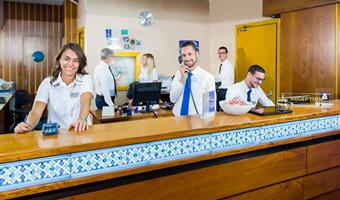 Halle des Best Western Hotel Mediterraneo in Catania - 98206