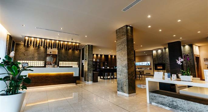 Halle des Best Western Hotel Tre Torri in Vicenza Altavilla Vicentina - 98219