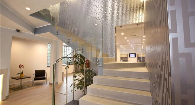 Halle des Best Western Plus BorgoLecco Hotel in Milano Arcore - 98321
