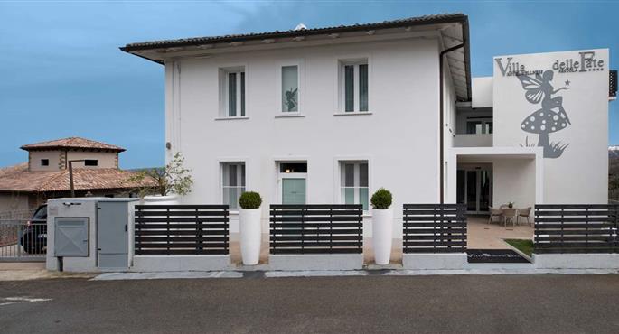 Außenansicht des Hotel Villa delle Fate, BW Signature Collection - Sestola - 98411