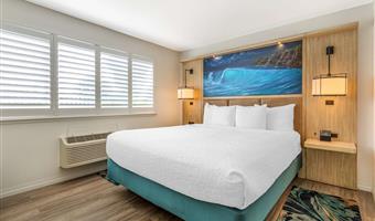 1 kingsize-bett, minisuite, double sofabed, mikrowelle und kühlschrank, high-speed-internetzugang, nichtraucher, business plus-suite, komplettes frühstück