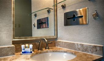 1 queensize-bett, nichtraucher, mikrowelle und kühlschrank, wi-fi, komplettes frühstück