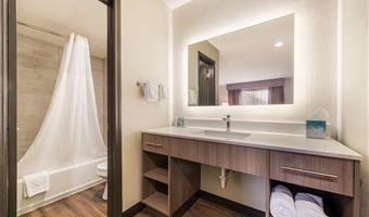 suite - 2 kingsize-betten, nichtraucher, ein schlafzimmer, loft, sofabett, voll ausgestattete küche, nur treppenzugang, komplettes frühstück