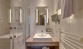 1 queensize-bett, nichtraucher, executive-zimmer, größeres zimmer, lounge-bereich mit sofabett