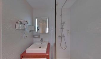 1 queensize-bett, nichtraucher, standardzimmer