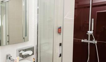 1 queensize-bett, nichtraucher, standardzimmer