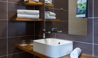 1 queensize-bett, nichtraucher, comfort zimmer, größeres zimmer, einzelbetten auf anfrage, flat-screen-fernseher, italienische dusche